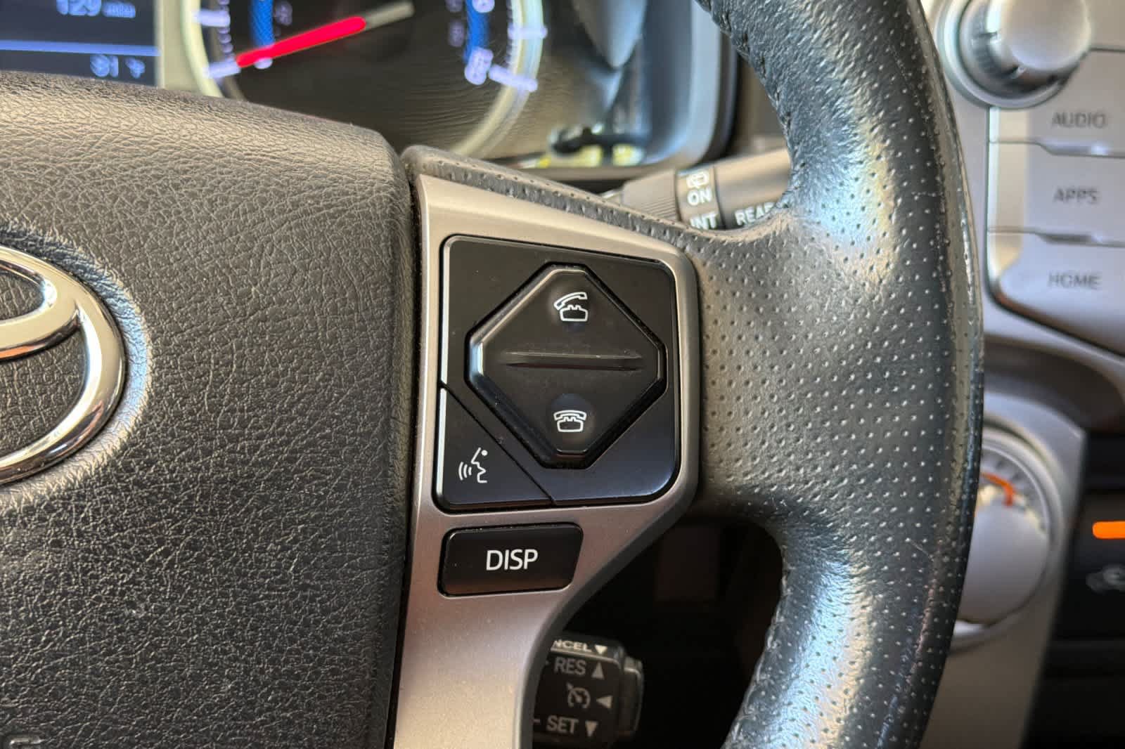 Used 2019 Toyota 4Runner SR5 AWD/4WD image 25