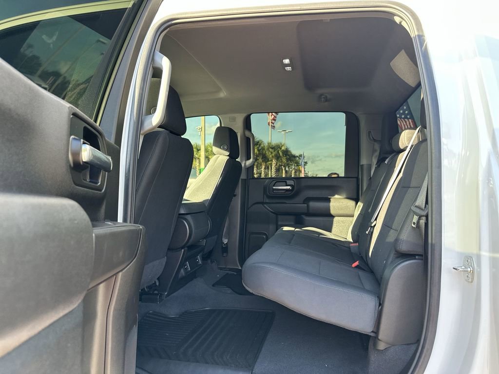 Used 2024 Chevrolet Silverado 2500 Custom image 25