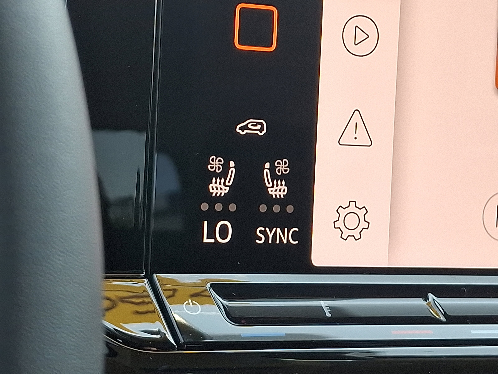New 2026 Volkswagen Atlas Peak Edition image 17