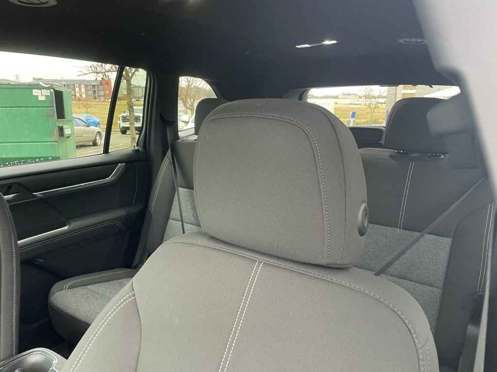 New 2026 GMC Acadia Elevation image 20
