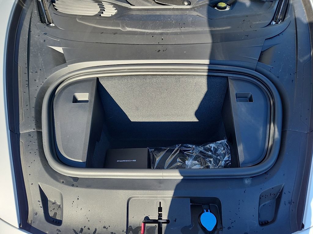 New 2026 Porsche Taycan image 22