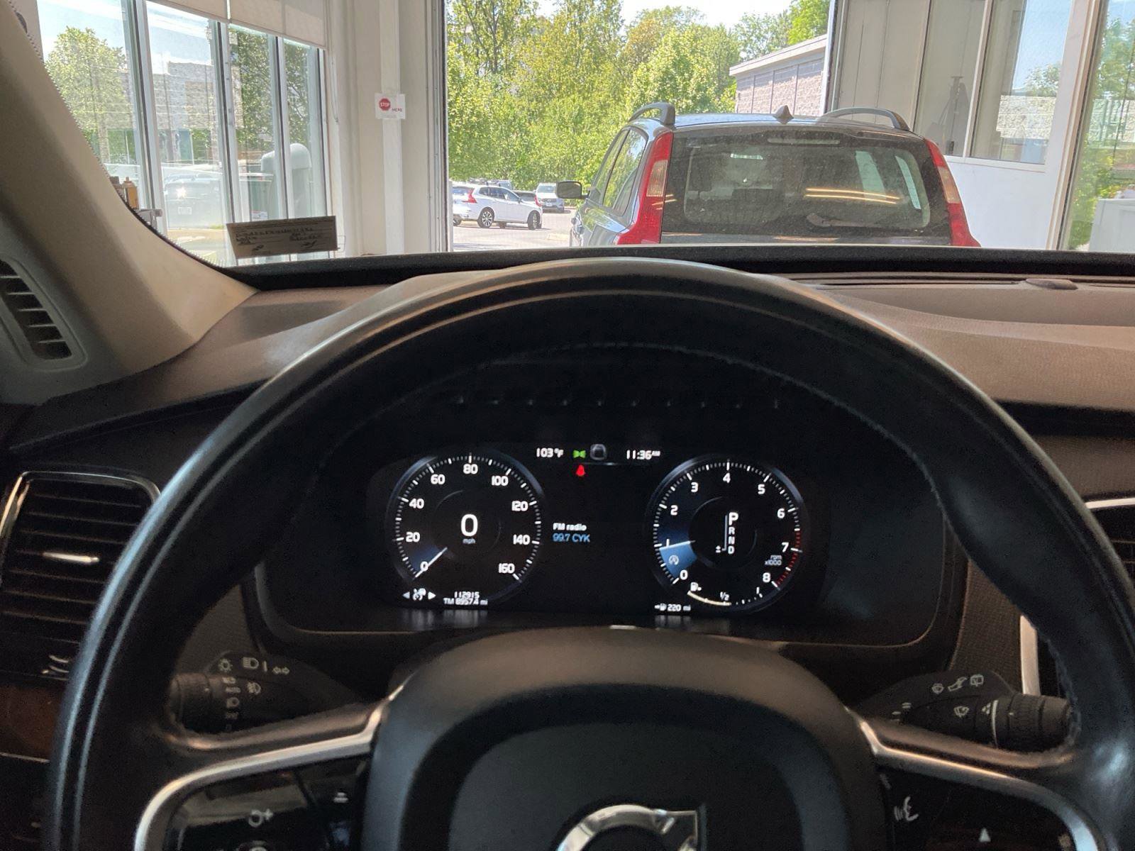 Used 2017 Volvo XC90 T6 Momentum w/ Vision Package AWD/4WD image 18