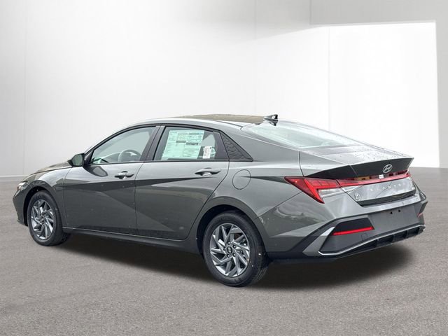 New 2026 Hyundai Elantra Blue w/ Cargo Package image 30
