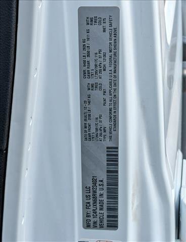 Used 2024 Jeep Wrangler Willys image 15