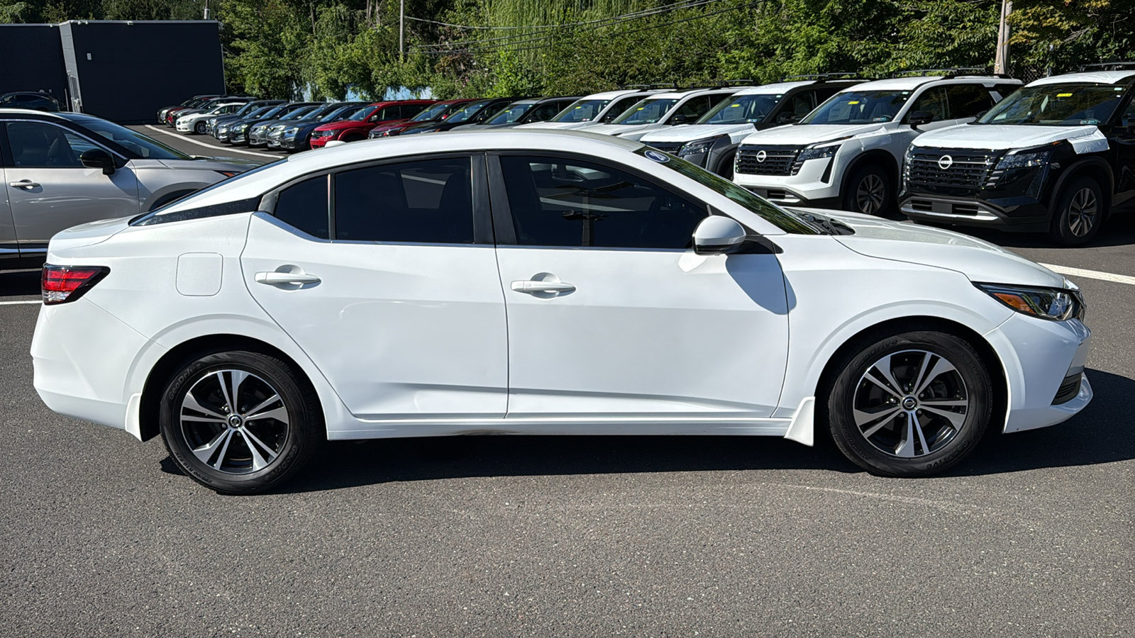 Certified 2020 Nissan Sentra SV FWD image 25