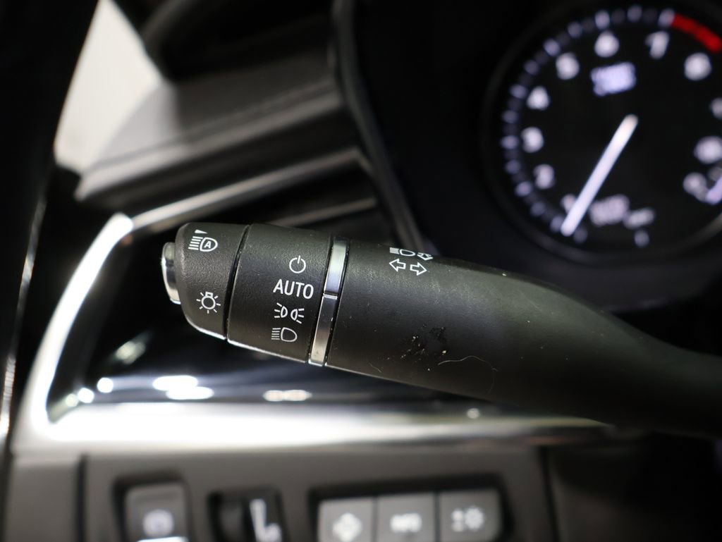 Used 2021 Cadillac XT6 Premium Luxury image 39