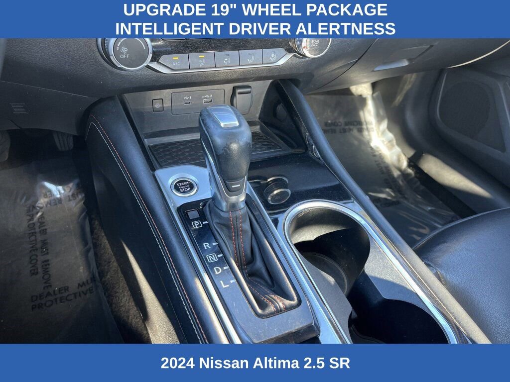 Used 2024 Nissan Altima 2.5 SR w/ SR Premium Package image 8