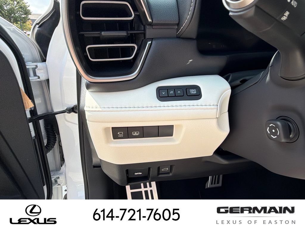 New 2026 Lexus IS 350 F Sport AWD/4WD image 22