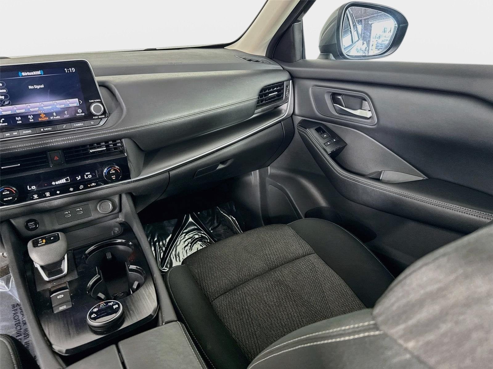Certified 2024 Nissan Rogue SV AWD/4WD image 22