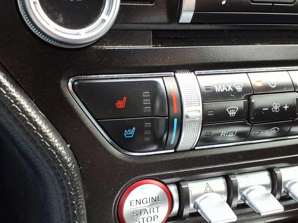 Used 2017 Ford Mustang Coupe image 18