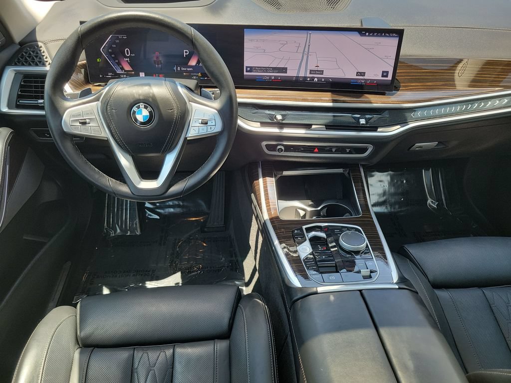 Used 2026 BMW X7 xDrive40i AWD/4WD image 28