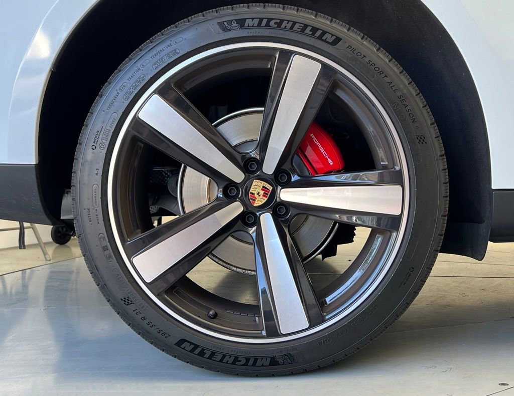 Used 2024 Porsche Macan S image 27