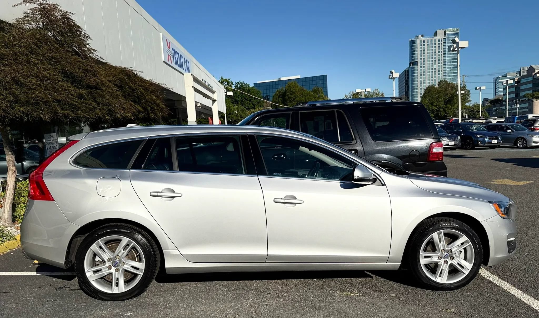 Used 2015 Volvo V60 T5 Premier FWD image 8