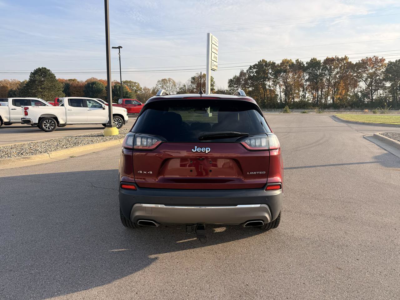 Used 2020 Jeep Cherokee Limited AWD/4WD image 4