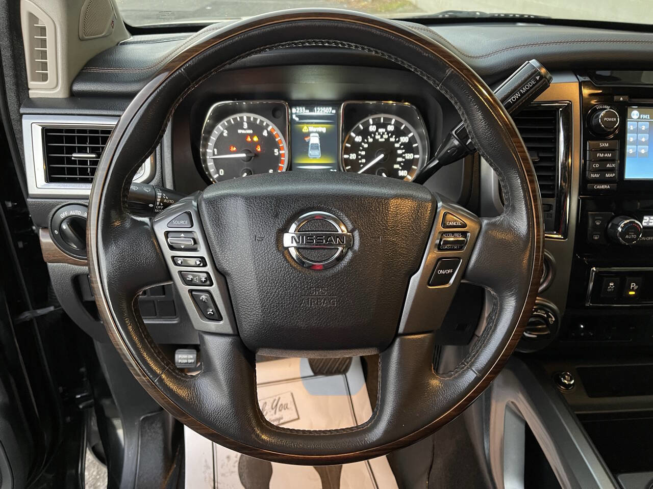 Used 2017 Nissan Titan Platinum Reserve image 19