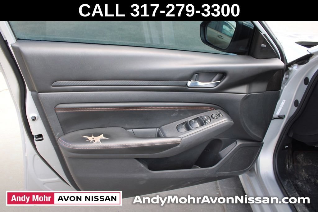 Used 2021 Nissan Altima 2.5 SR AWD/4WD image 16