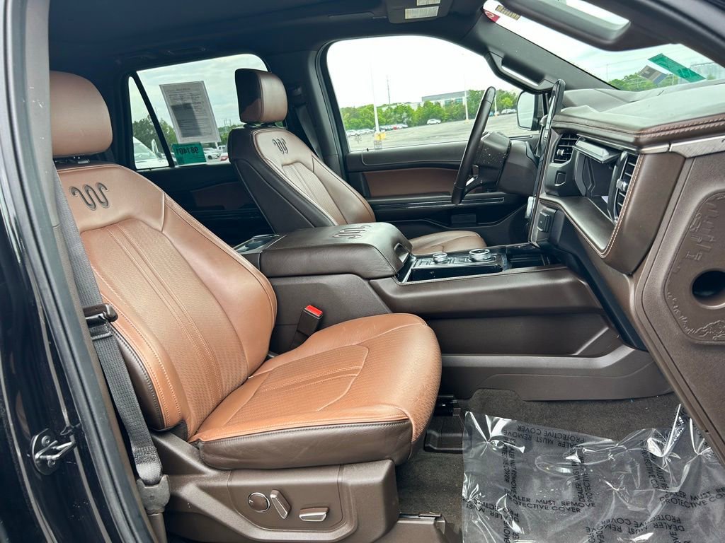 Used 2023 Ford Expedition Max King Ranch AWD/4WD image 11
