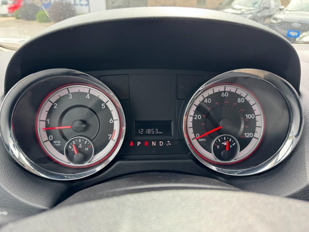 Used 2012 Dodge Grand Caravan SXT w/ Entertainment Group 1 FWD image 22
