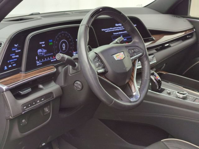 Certified 2024 Cadillac Escalade Premium Luxury w/ LPO, Floor Liner Package AWD/4WD image 9