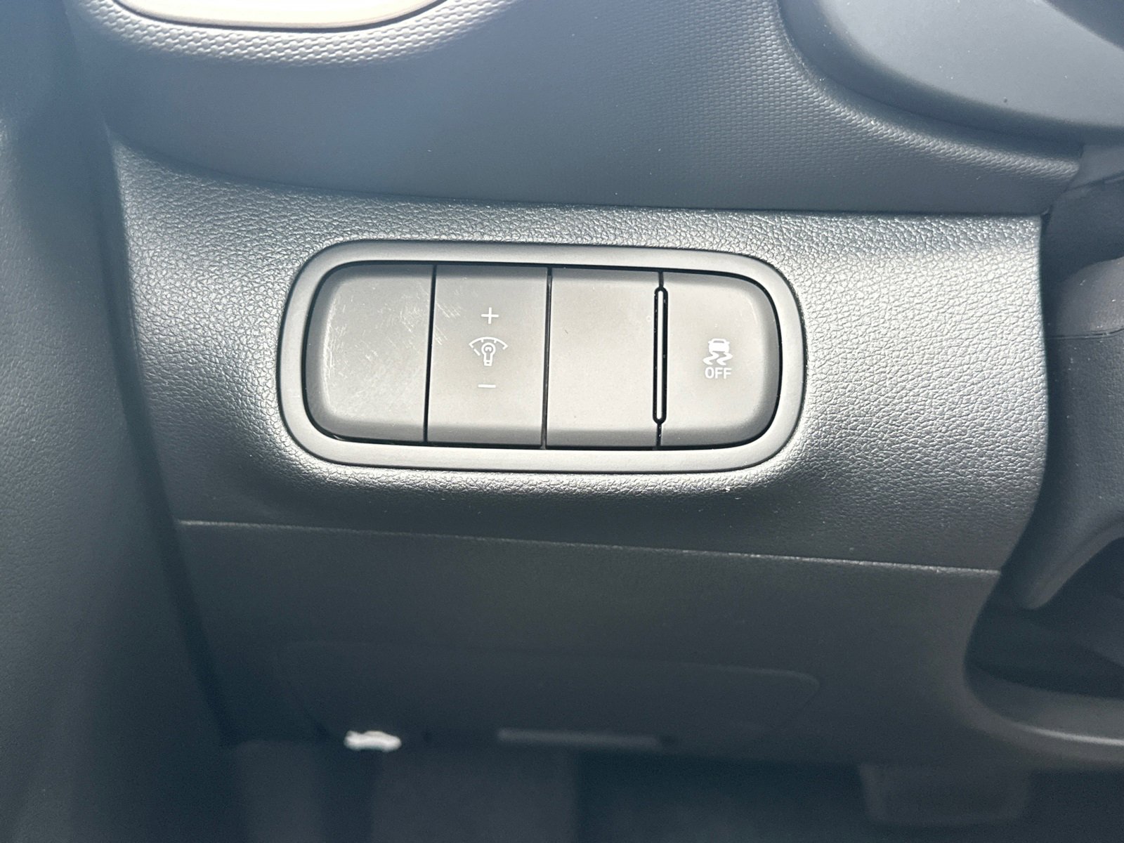 New 2025 Hyundai Venue SEL image 28