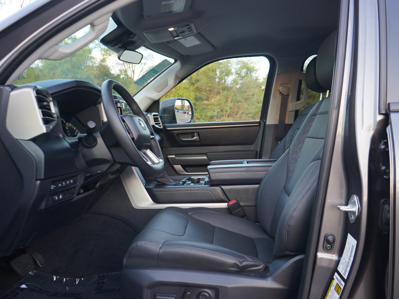 Used 2024 Toyota Tundra SR5 w/ SR5 Premium Package AWD/4WD image 23
