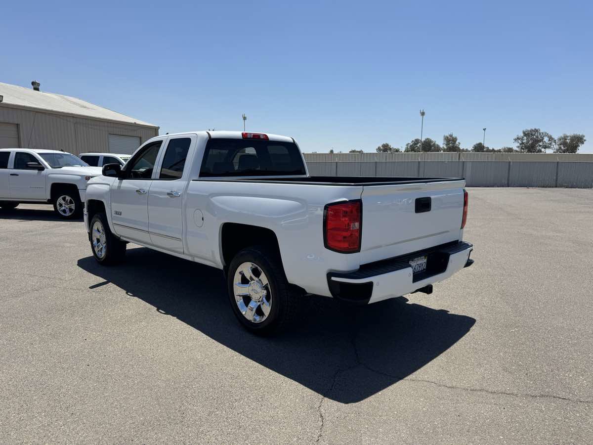 Used 2015 Chevrolet Silverado 1500 LT w/ Custom Sport Edition image 9