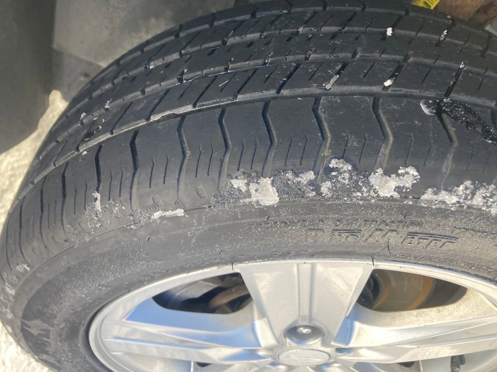 Used 2020 Chevrolet Trax LT w/ LT Convenience Package image 36