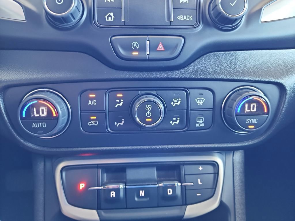 Certified 2024 GMC Terrain SLT image 27