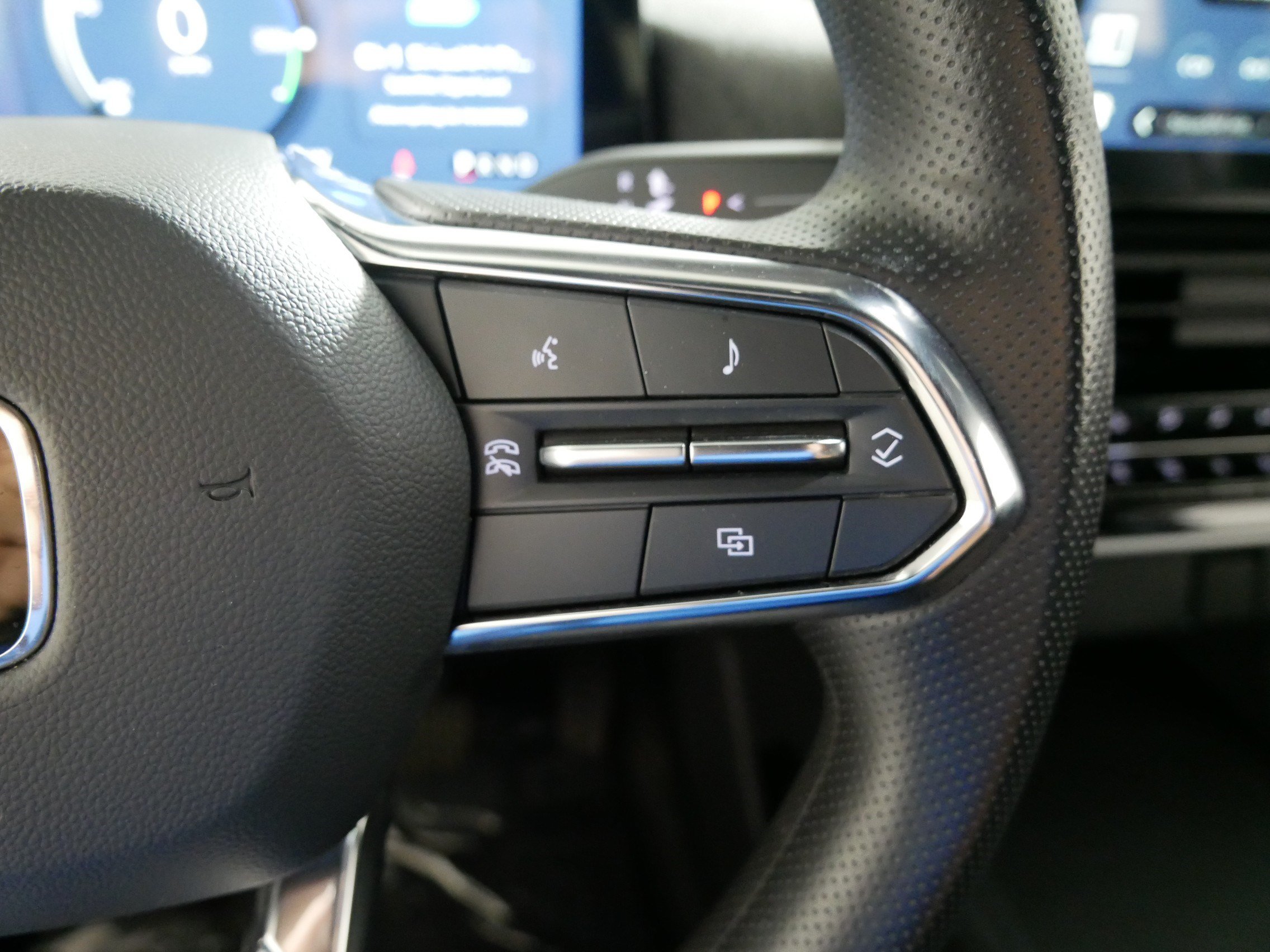 Used 2024 Honda Prologue EX image 28