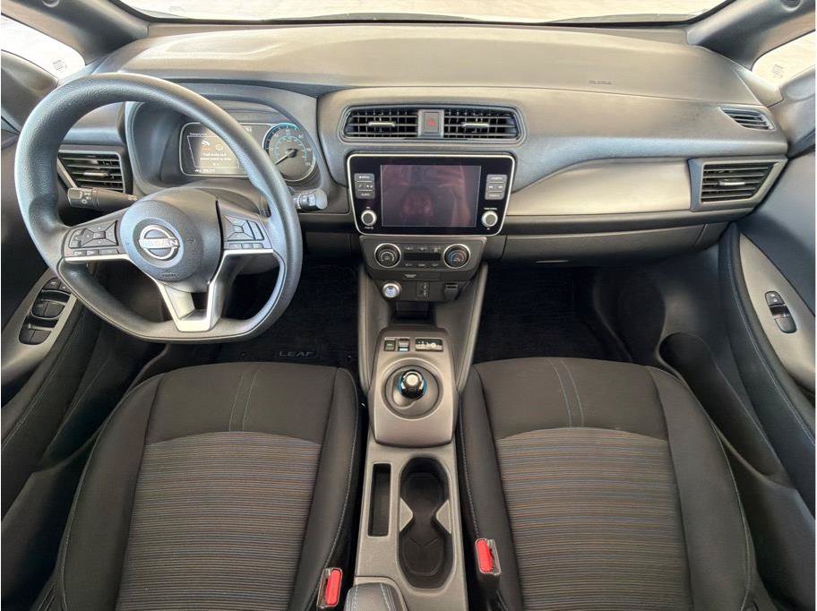 Used 2025 Nissan Leaf S FWD image 15