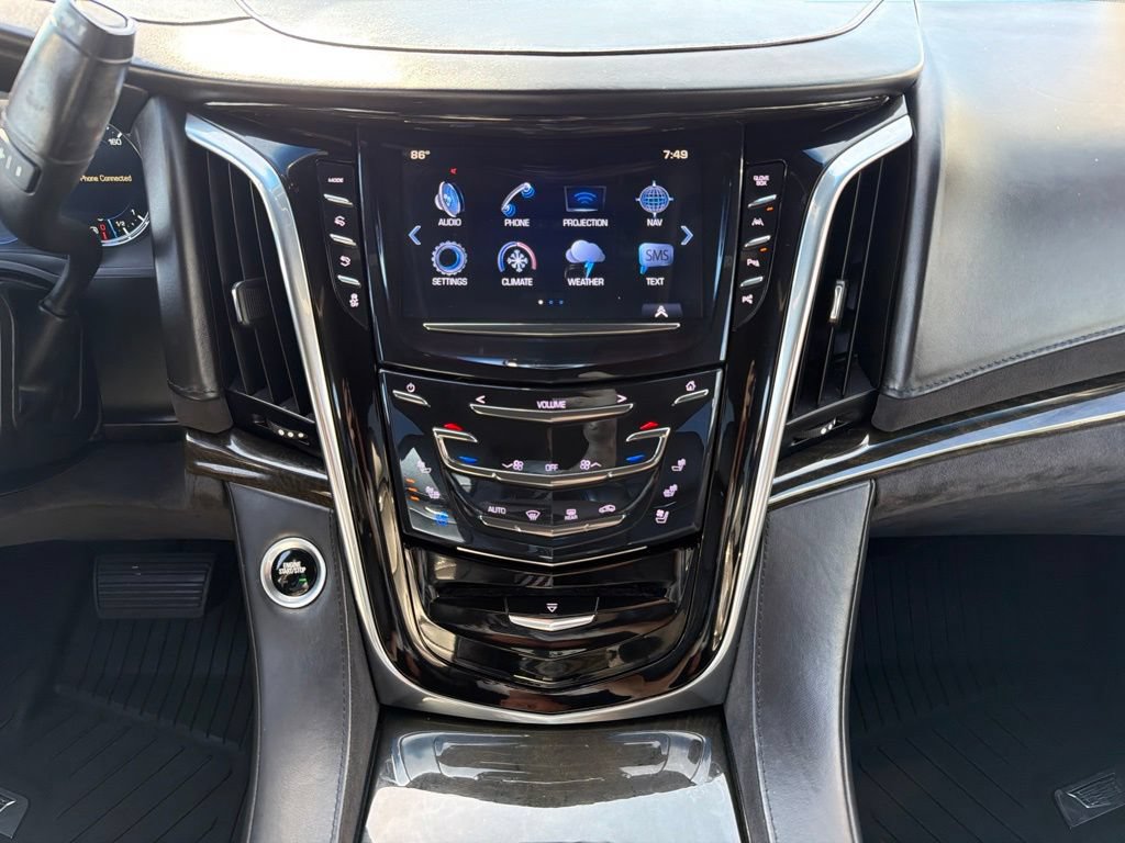 Used 2019 Cadillac Escalade ESV Platinum w/ Escalade Sport Edition AWD/4WD image 26