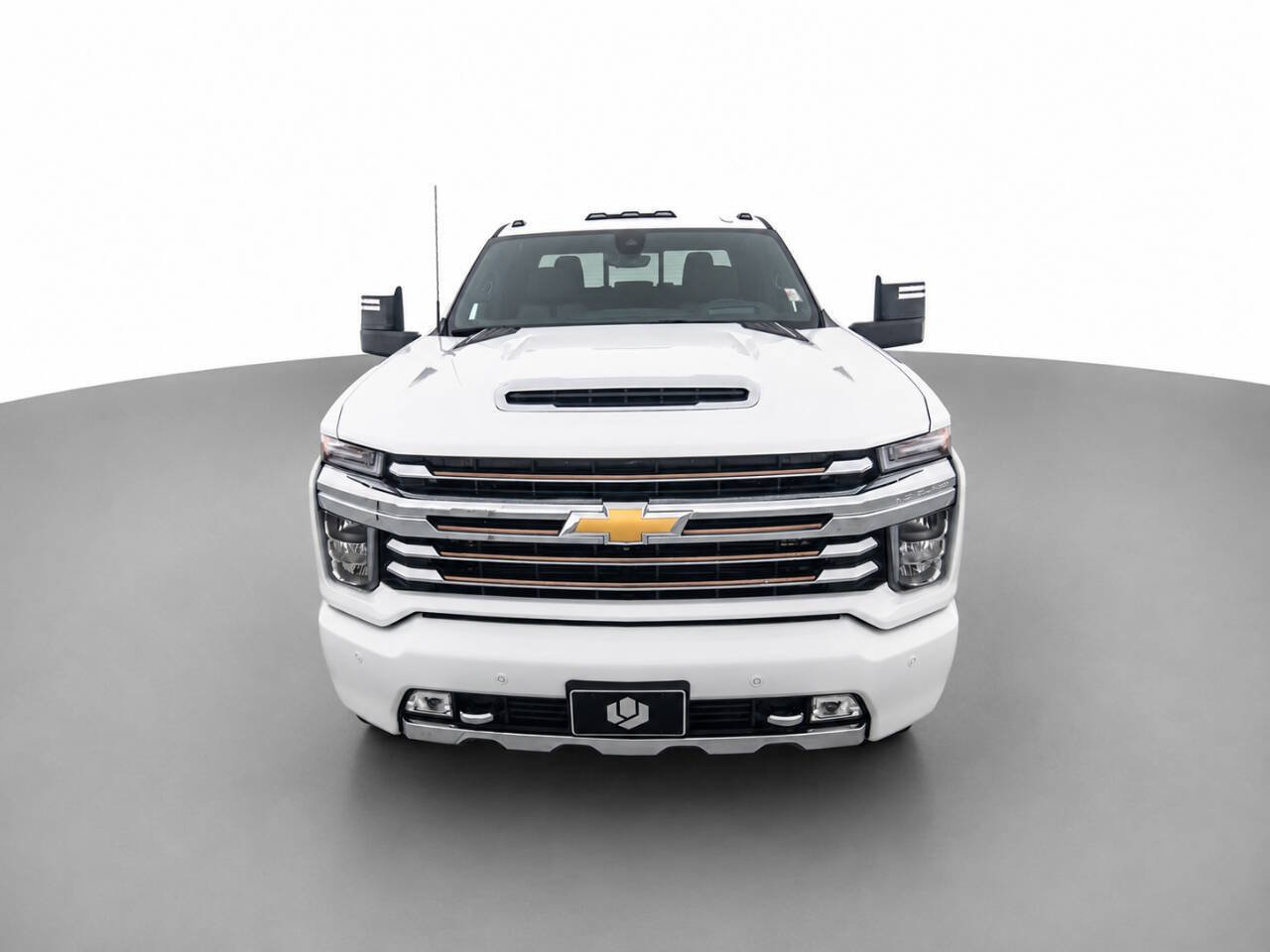 Used 2023 Chevrolet Silverado 2500 High Country w/ Z71 Off-Road Package AWD/4WD image 2