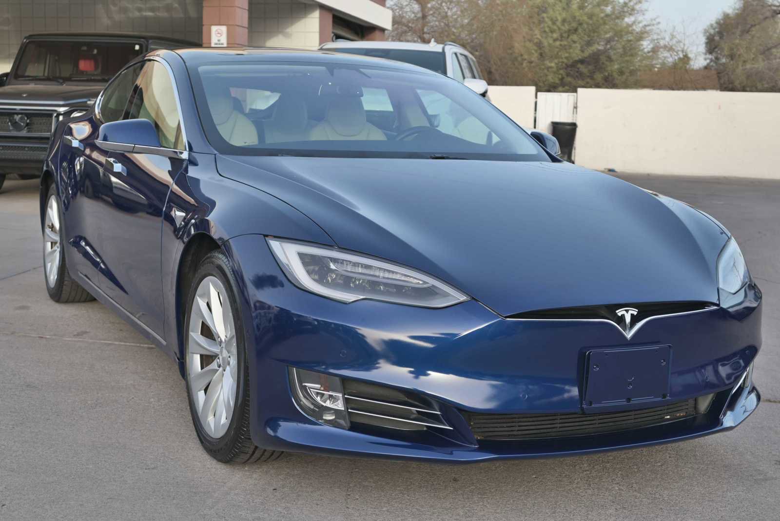 Used 2019 Tesla Model S 100D image 6