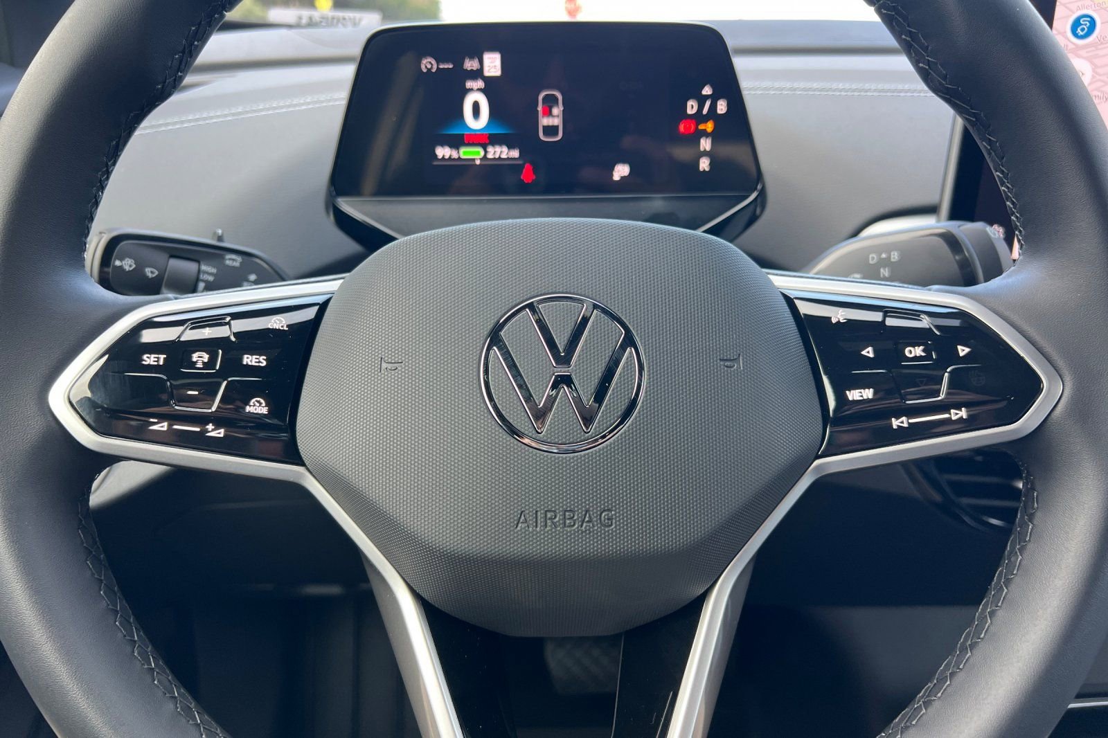 New 2025 Volkswagen ID.4 Pro image 24