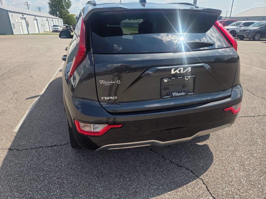 Used 2024 Kia Niro Wind FWD image 5