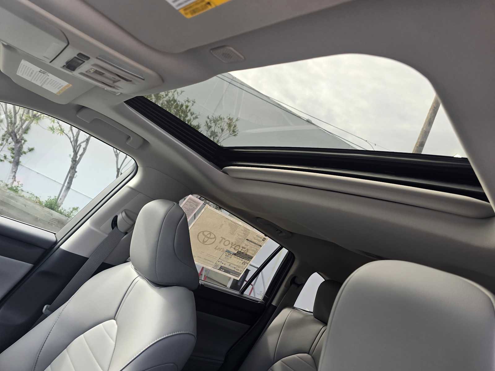 New 2026 Toyota Highlander XLE image 25