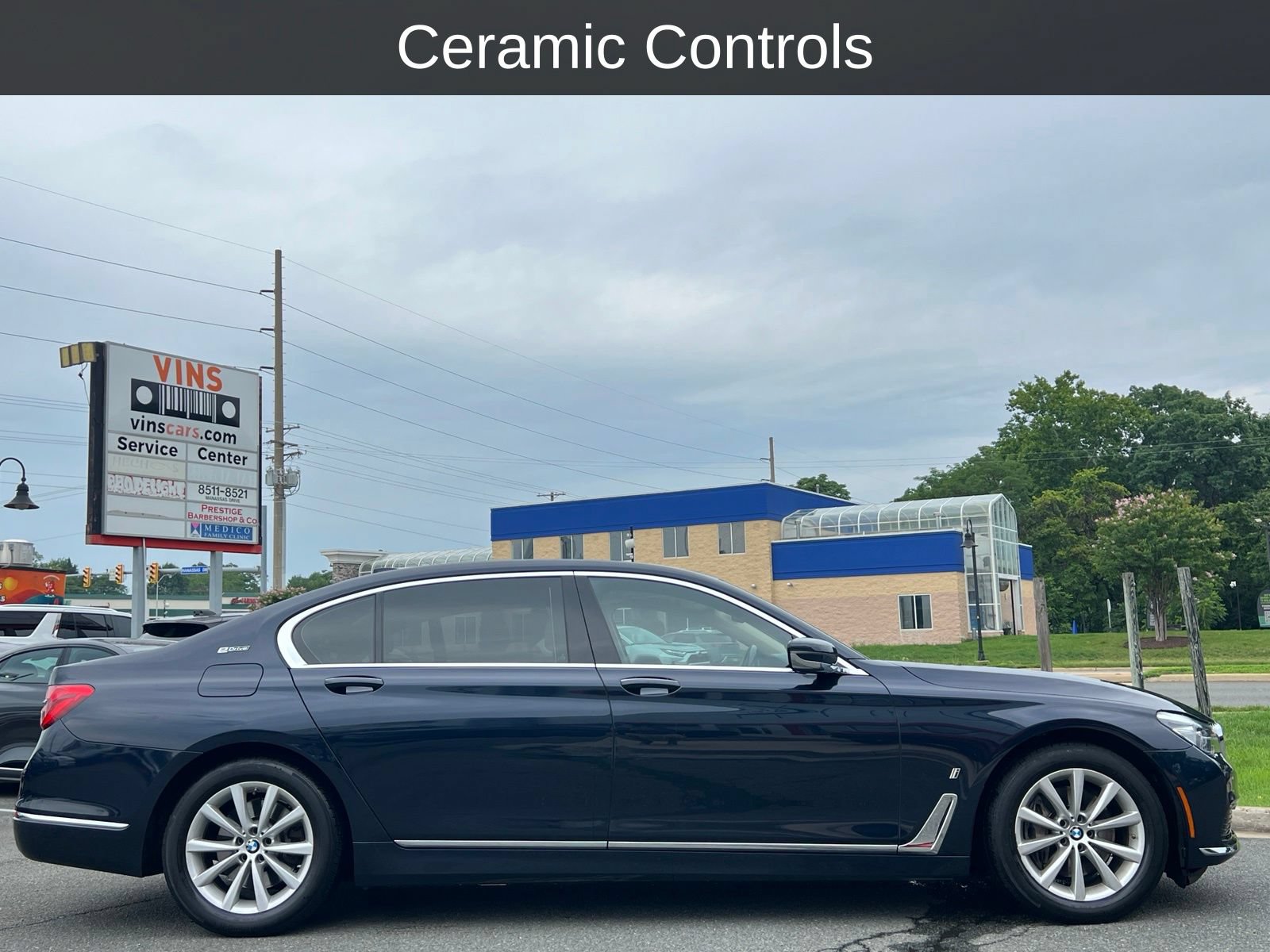 Used 2019 BMW 740e xDrive w/ Executive Package AWD/4WD image 9