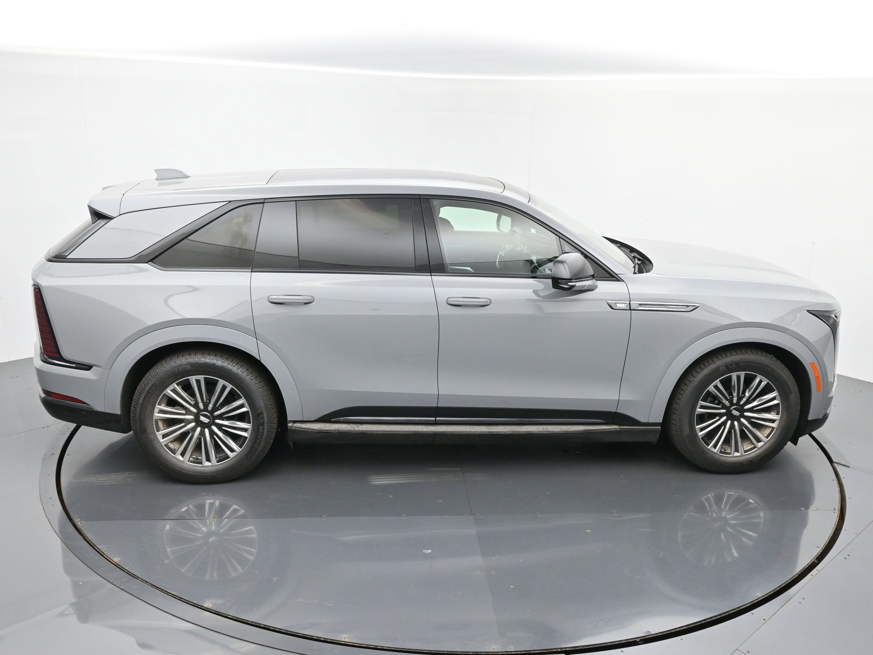 New 2026 Cadillac Escalade IQ Sport 1 w/ LPO, Floor Liner Package image 28