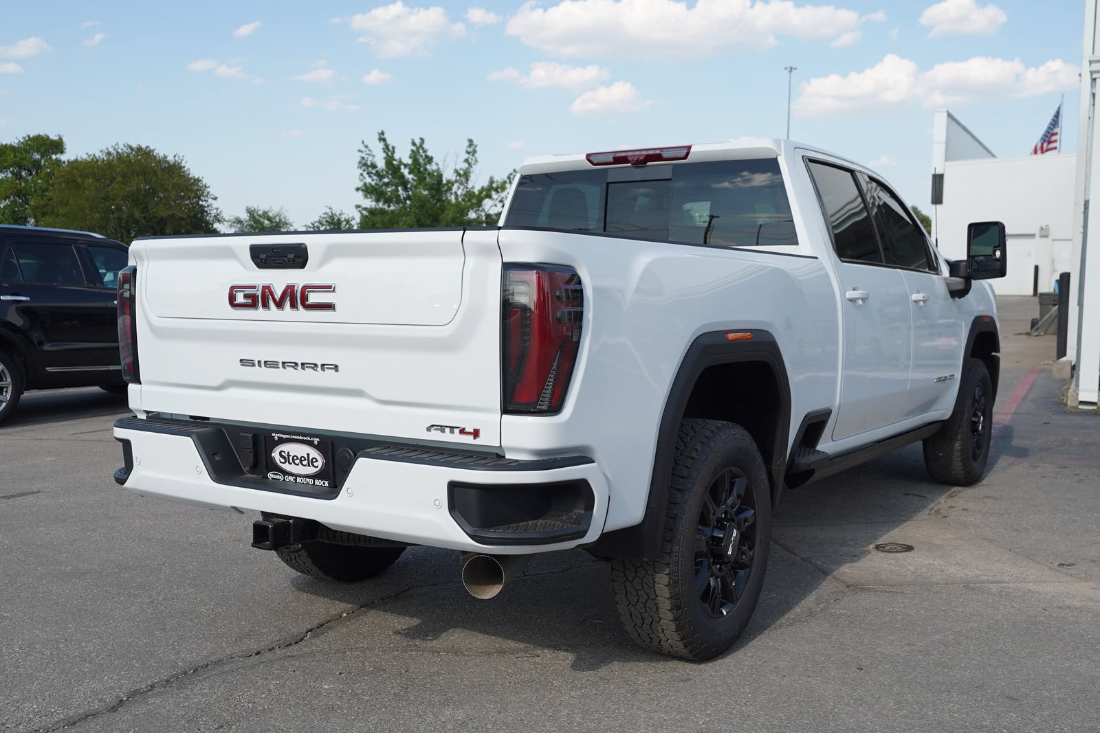 New 2026 GMC Sierra 2500 AT4 w/ AT4 Premium Plus Package AWD/4WD image 5