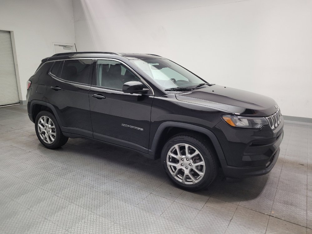 Used 2022 Jeep Compass Latitude AWD/4WD image 11