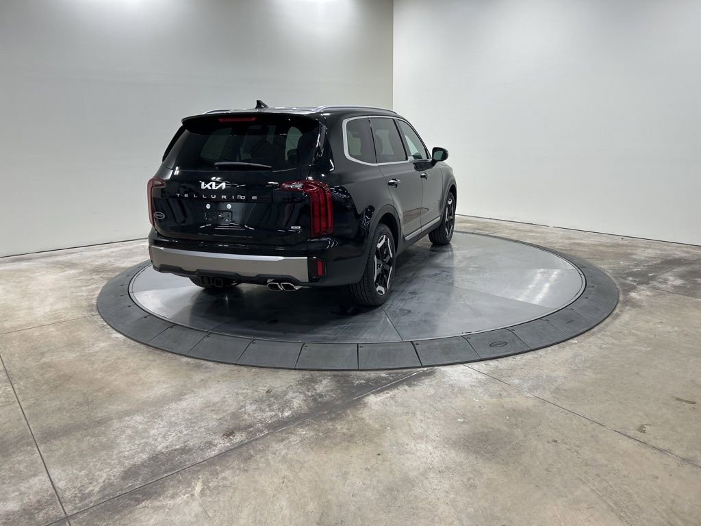 New 2025 Kia Telluride S image 5