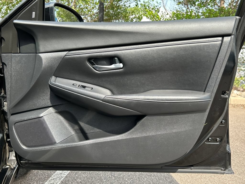 Used 2020 Nissan Sentra SV w/ Trunk Package FWD image 28