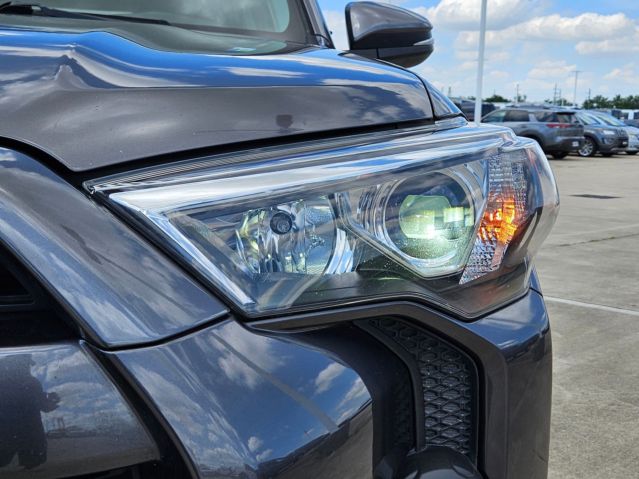 Used 2023 Toyota 4Runner SR5 Premium w/ Moonroof Package RWD image 10