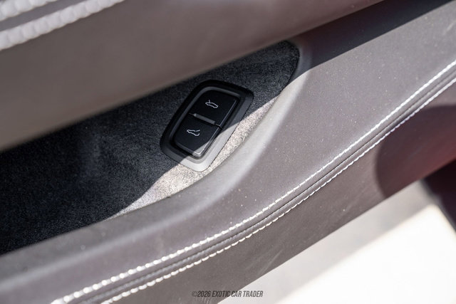 Used 2024 Chevrolet Corvette Stingray Premium Cpe w/ Z51 Performance Package RWD image 34