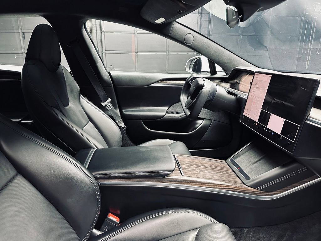 Used 2022 Tesla Model S AWD/4WD image 17