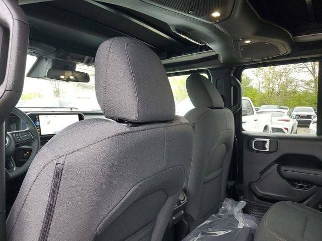 New 2026 Jeep Wrangler Unlimited Sport AWD/4WD image 10