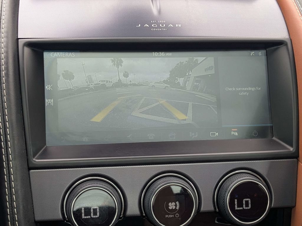 Used 2021 Jaguar F-TYPE Coupe RWD image 23