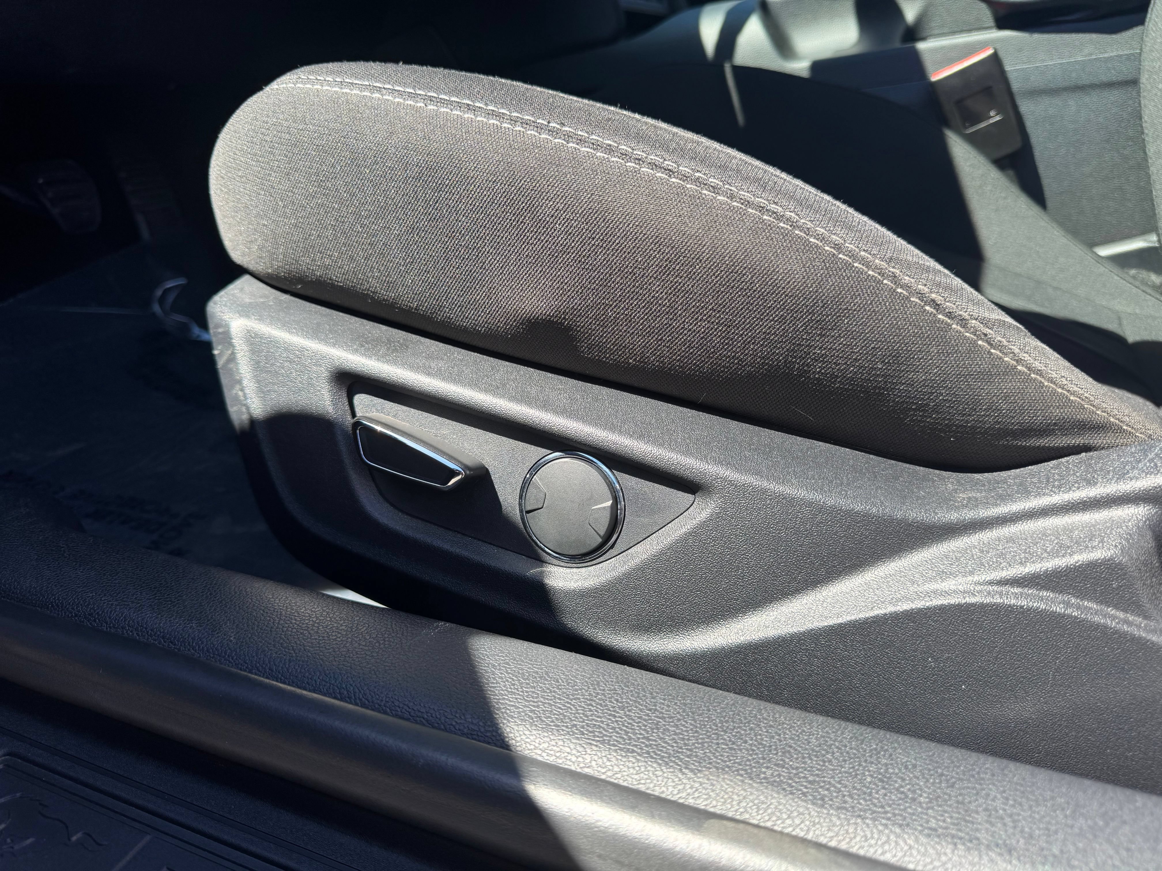 Used 2018 Ford Mustang GT RWD image 47
