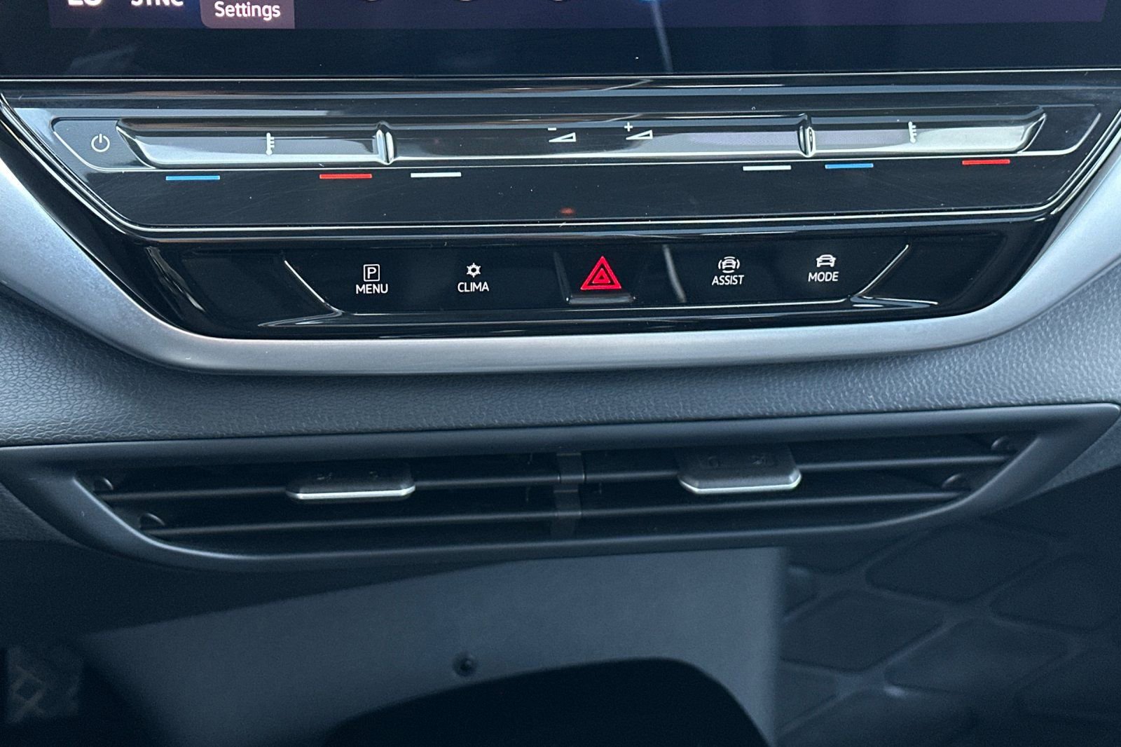 Used 2021 Volkswagen ID.4 Pro S w/ Gradient Package image 22