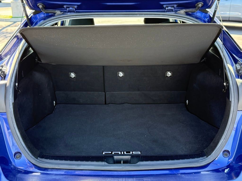 Used 2016 Toyota Prius Three Touring w/ Preferred Accessory Package image 16